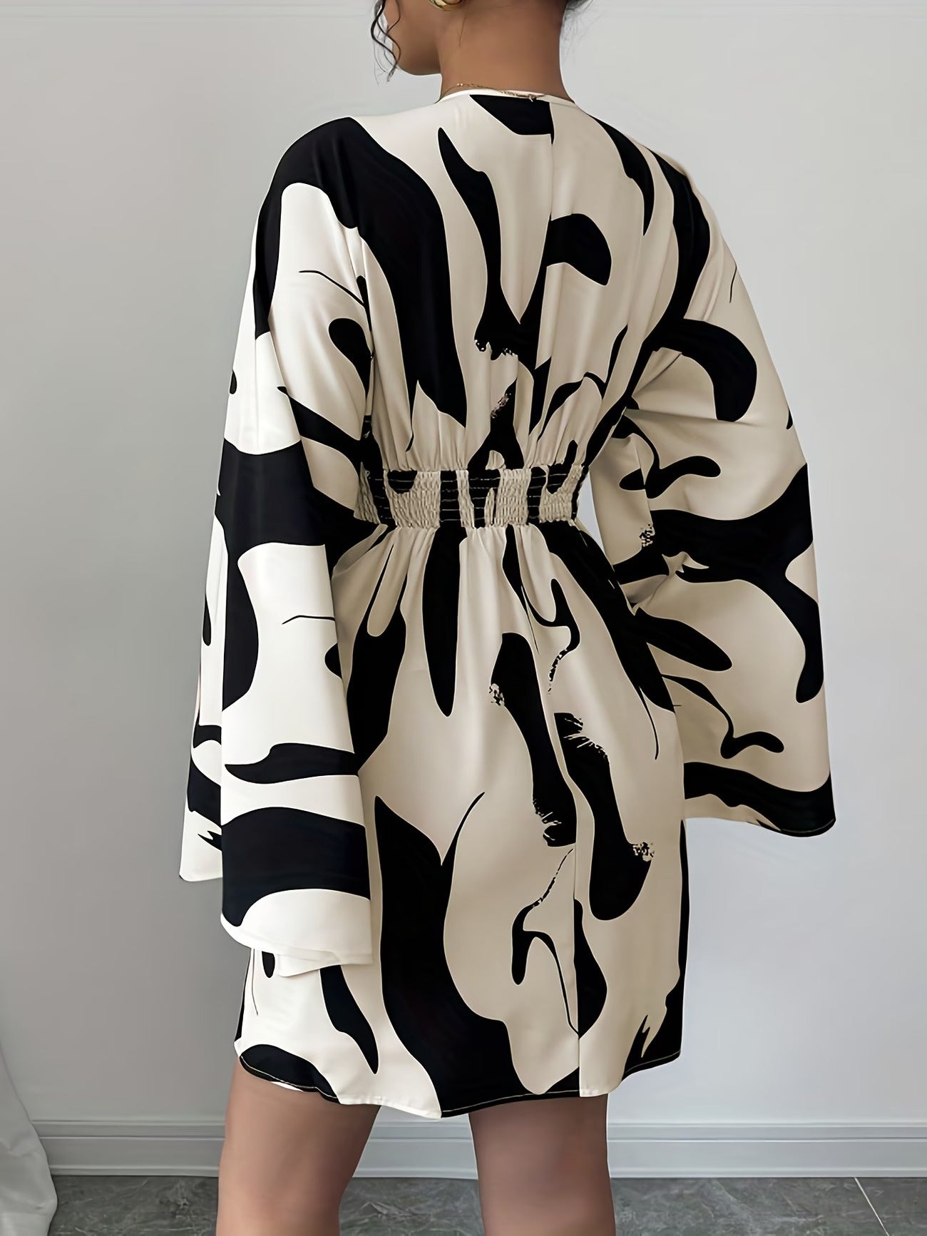 Women's Abstract Print Mini Dress